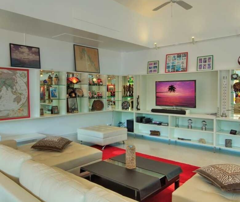 Unique 5-Bedroom Luxury Estate with Expansive Tropical Gardens on Phuket’s East Coast
