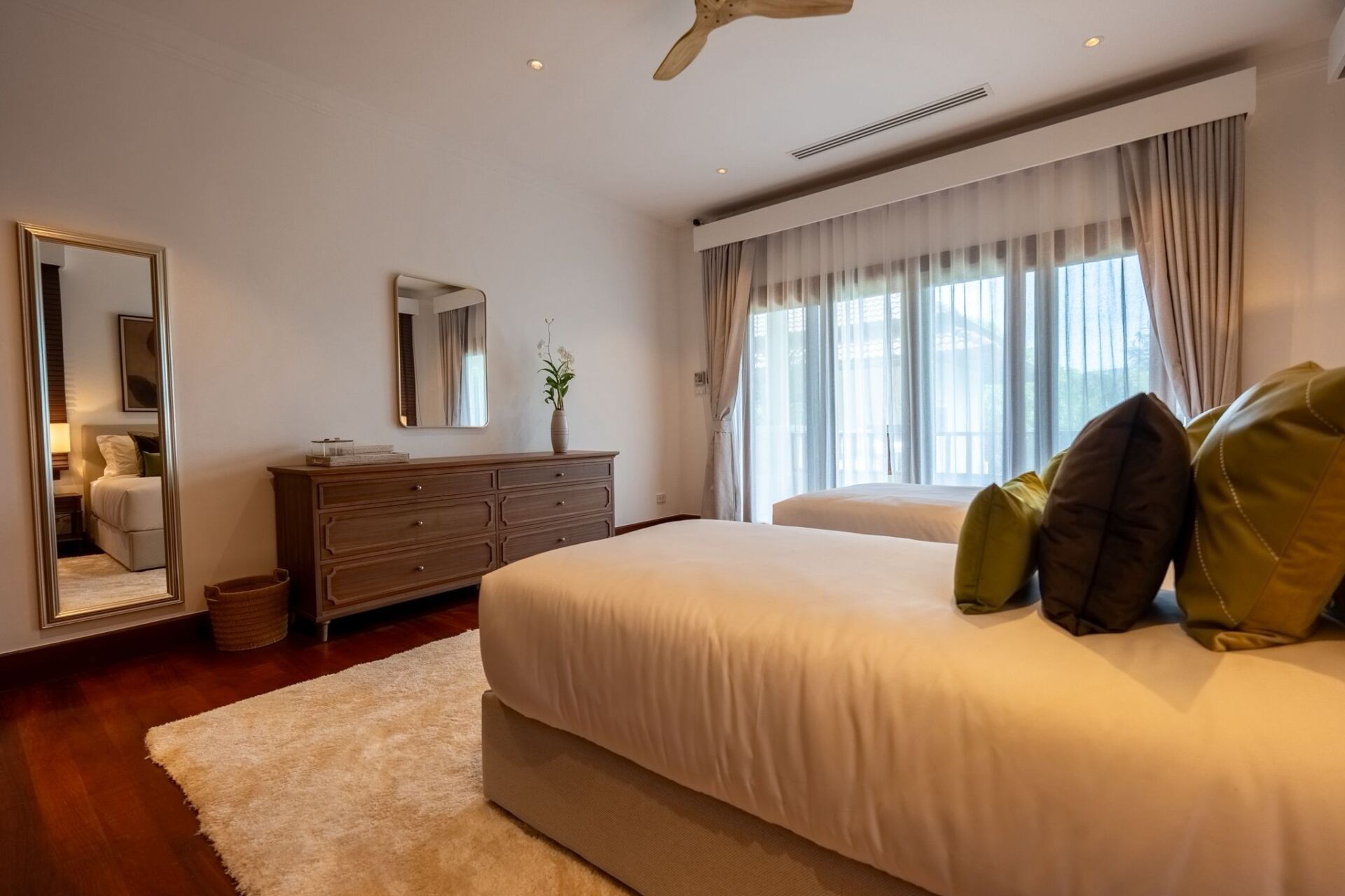 Luxury 7-Bedroom Pool Villa Near Layan Beach, Phuket