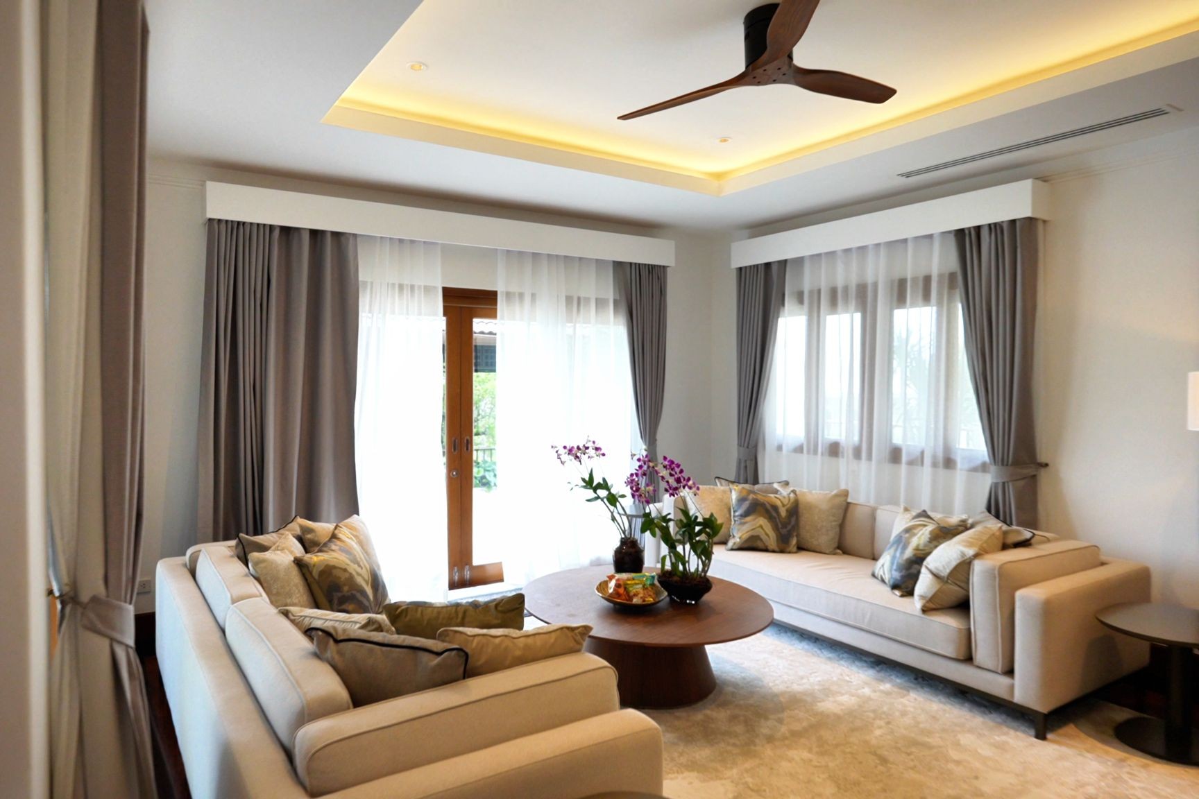 Luxury 7-Bedroom Pool Villa Near Layan Beach, Phuket