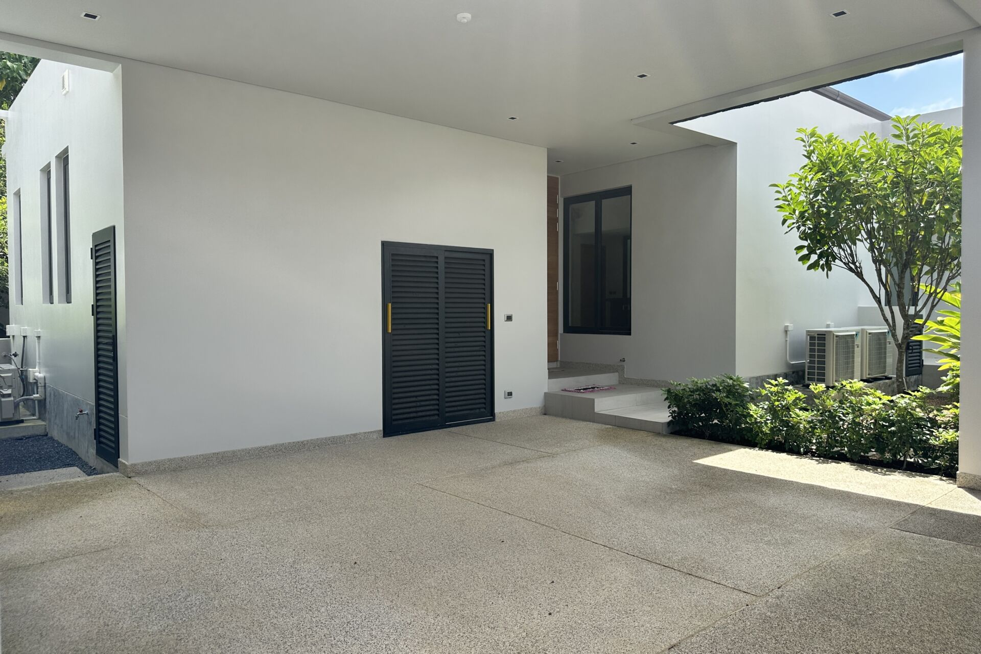 Botanica Modern Loft 2 for Sale | Luxury 3-Bedroom Pool Villa in Bang Tao, Phuket
