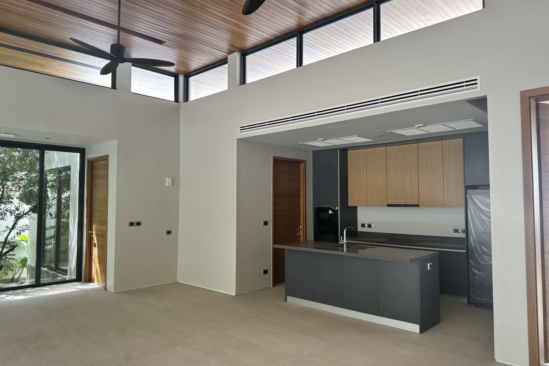 Botanica Modern Loft 2 for Sale | Luxury 3-Bedroom Pool Villa in Bang Tao, Phuket
