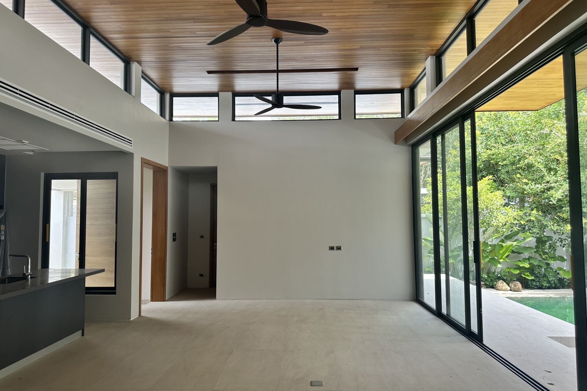 Botanica Modern Loft 2 for Sale | Luxury 3-Bedroom Pool Villa in Bang Tao, Phuket