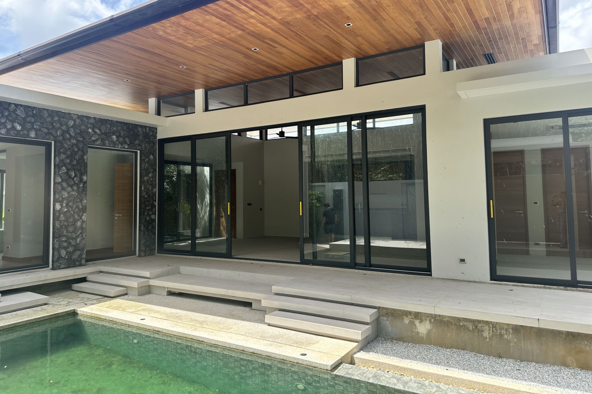 Botanica Modern Loft 2 for Sale | Luxury 3-Bedroom Pool Villa in Bang Tao, Phuket