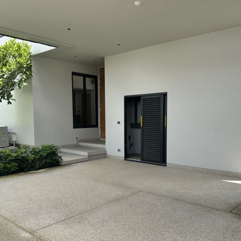 Botanica Modern Loft II: Newly Completed 3-Bedroom Pool Villa for Sale at Bang Jo, Phuket