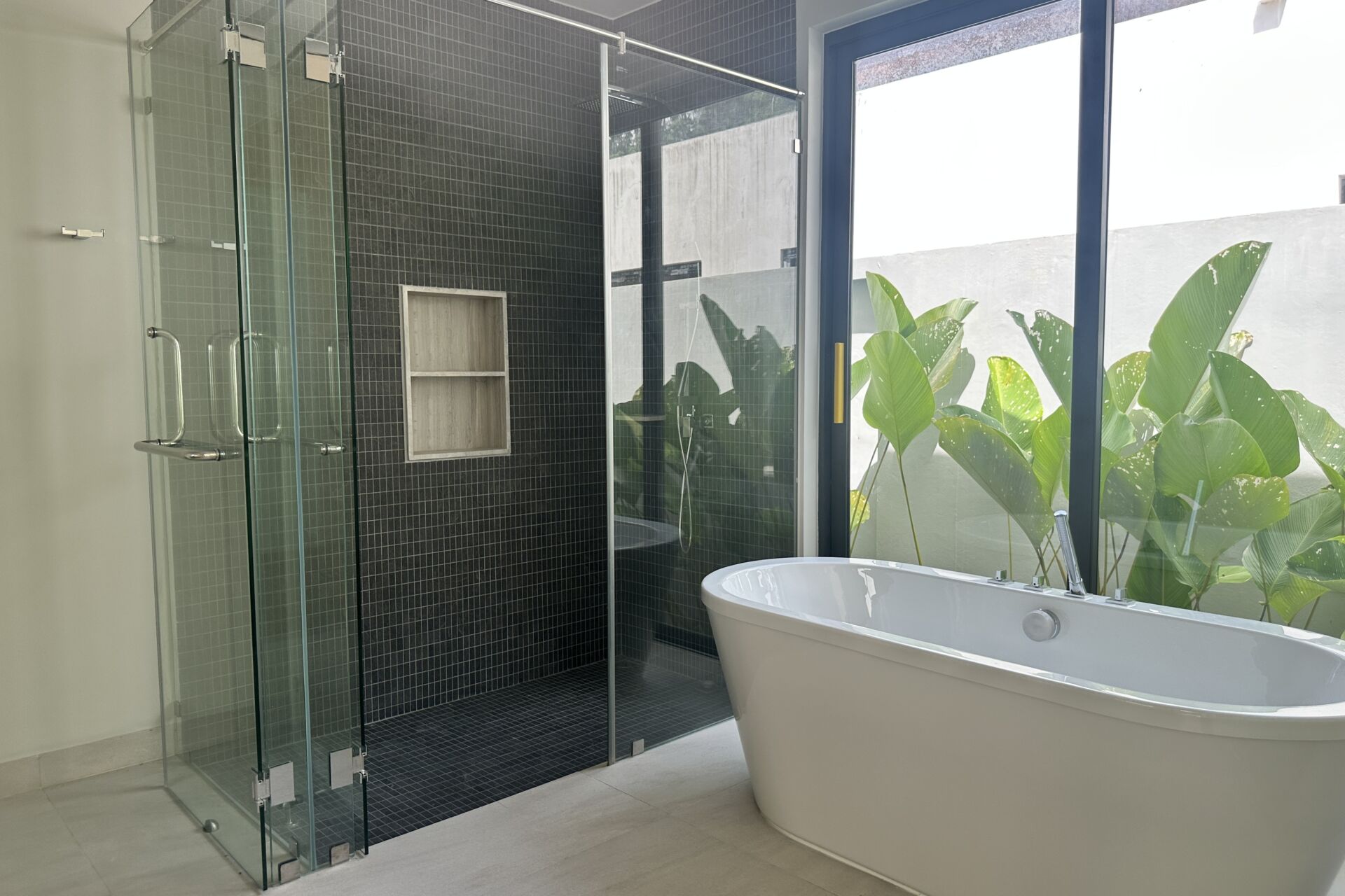 Botanica Modern Loft II: Newly Completed 3-Bedroom Pool Villa for Sale at Bang Jo, Phuket