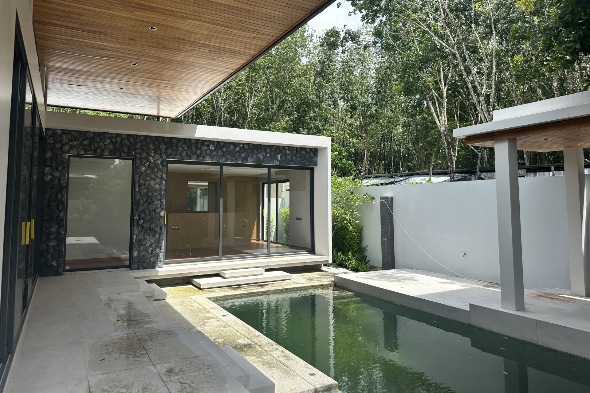 Botanica Modern Loft II: Newly Completed 3-Bedroom Pool Villa for Sale at Bang Jo, Phuket