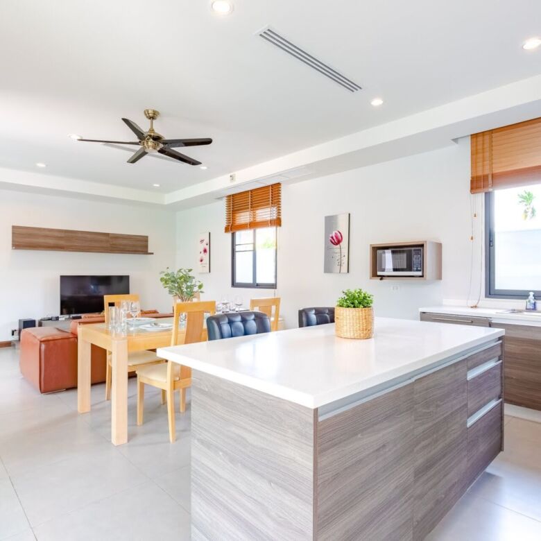 Luxury 3-Bedroom Pool Villa for Long-Term Rent in Pasak, Phuket