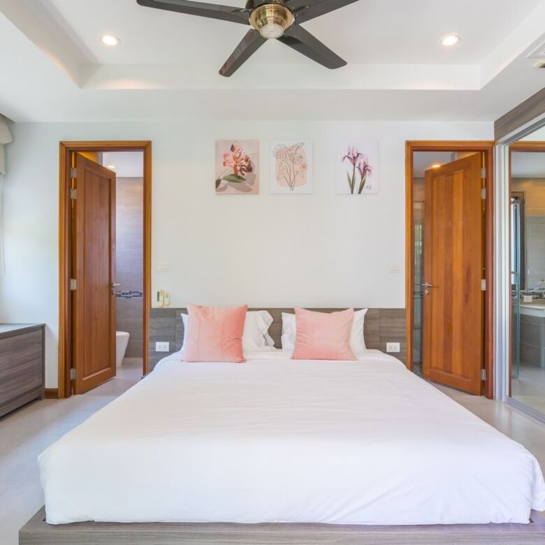Luxury 3-Bedroom Pool Villa for Long-Term Rent in Pasak, Phuket