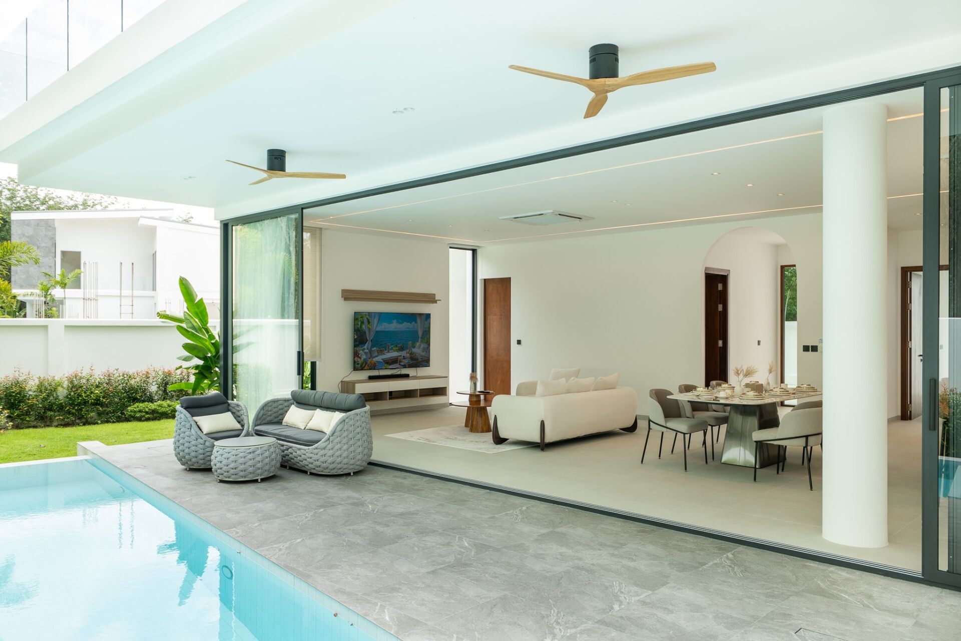Terra Azalea Phuket – Exclusive Luxury Pool Villas Near Phuket International Airport
