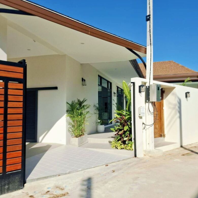 Brand-New 2-Bedroom Private Pool Villa for Rent in Chalong, Phuket
