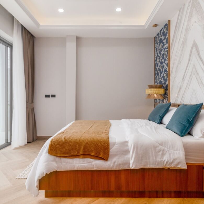 Elegant 2-Bedroom Sea View Villa for Rent with Beach Access