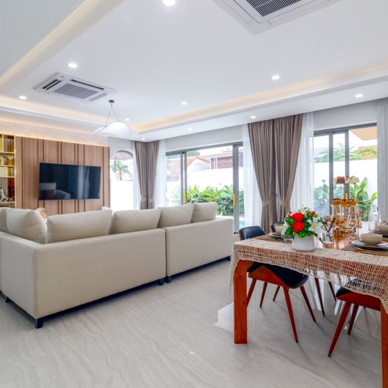 Elegant 2-Bedroom Sea View Villa for Rent with Beach Access