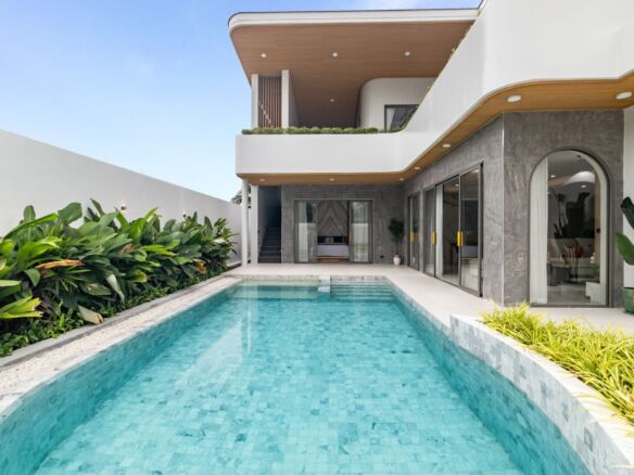 Elegant 2-Bedroom Sea View Villa for Rent with Beach Access