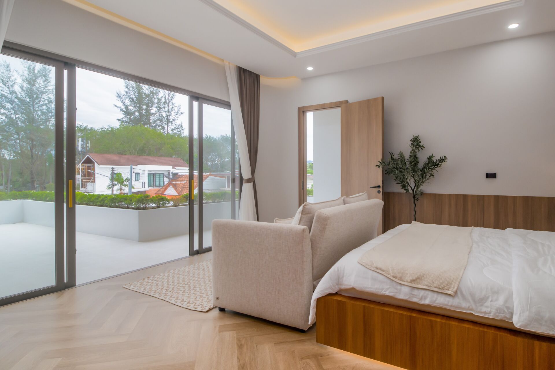 Luxury 4-Bedroom Pool Villa for Rent in Bang Jo, Phuket | Sierra Vista Pool Villa