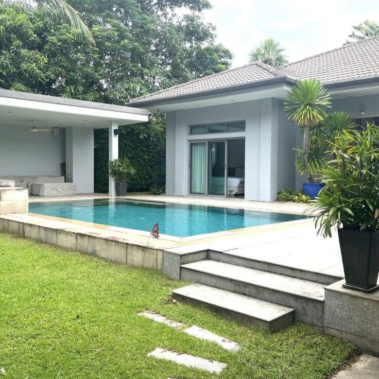 Spacious 4-Bedroom Pool Villa for Sale in Kok Tanod, Cherngtalay, Phuket