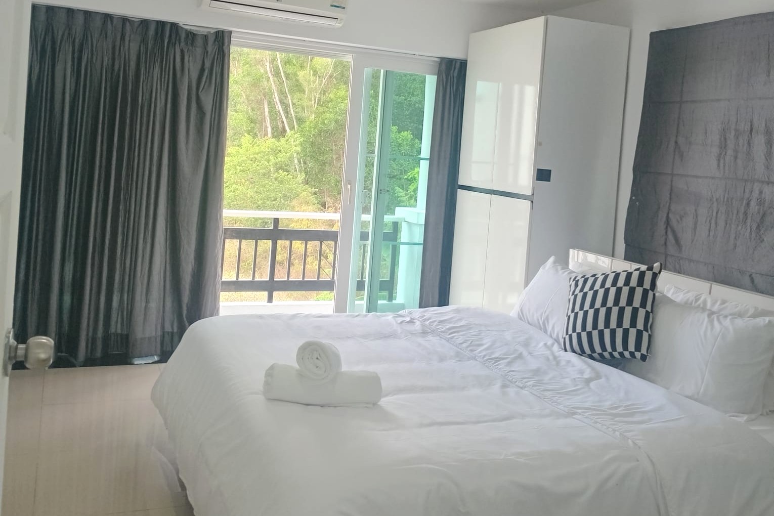 3-Bedroom Pool Villa Next to Phuket Country Club – Kathu