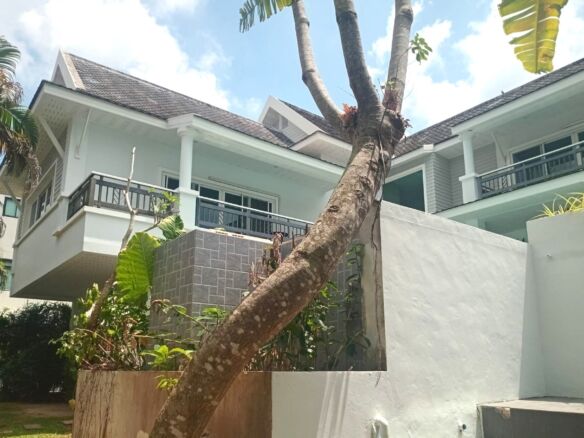 3-Bedroom Pool Villa Next to Phuket Country Club – Kathu