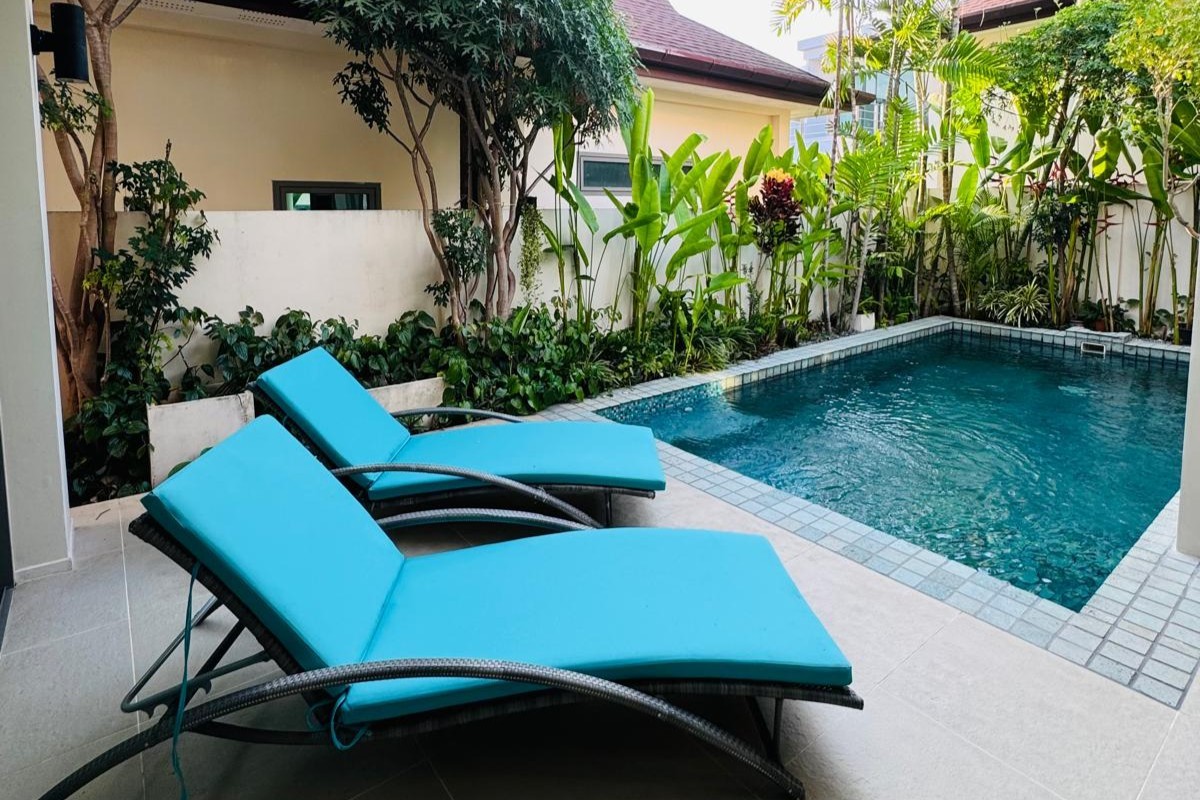 Luxury 4-Bedroom Pool Villa for Rent in Rawai, Phuket