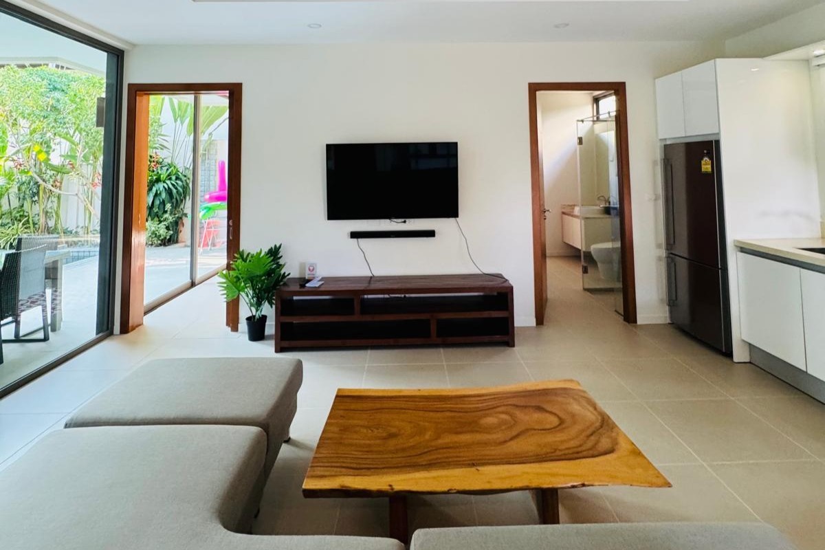 Luxury 4-Bedroom Pool Villa for Rent in Rawai, Phuket