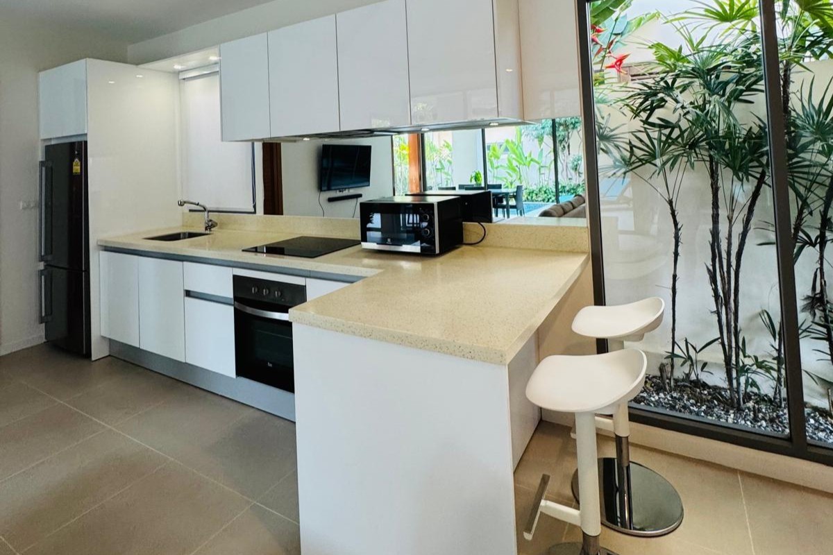 Luxury 4-Bedroom Pool Villa for Rent in Rawai, Phuket