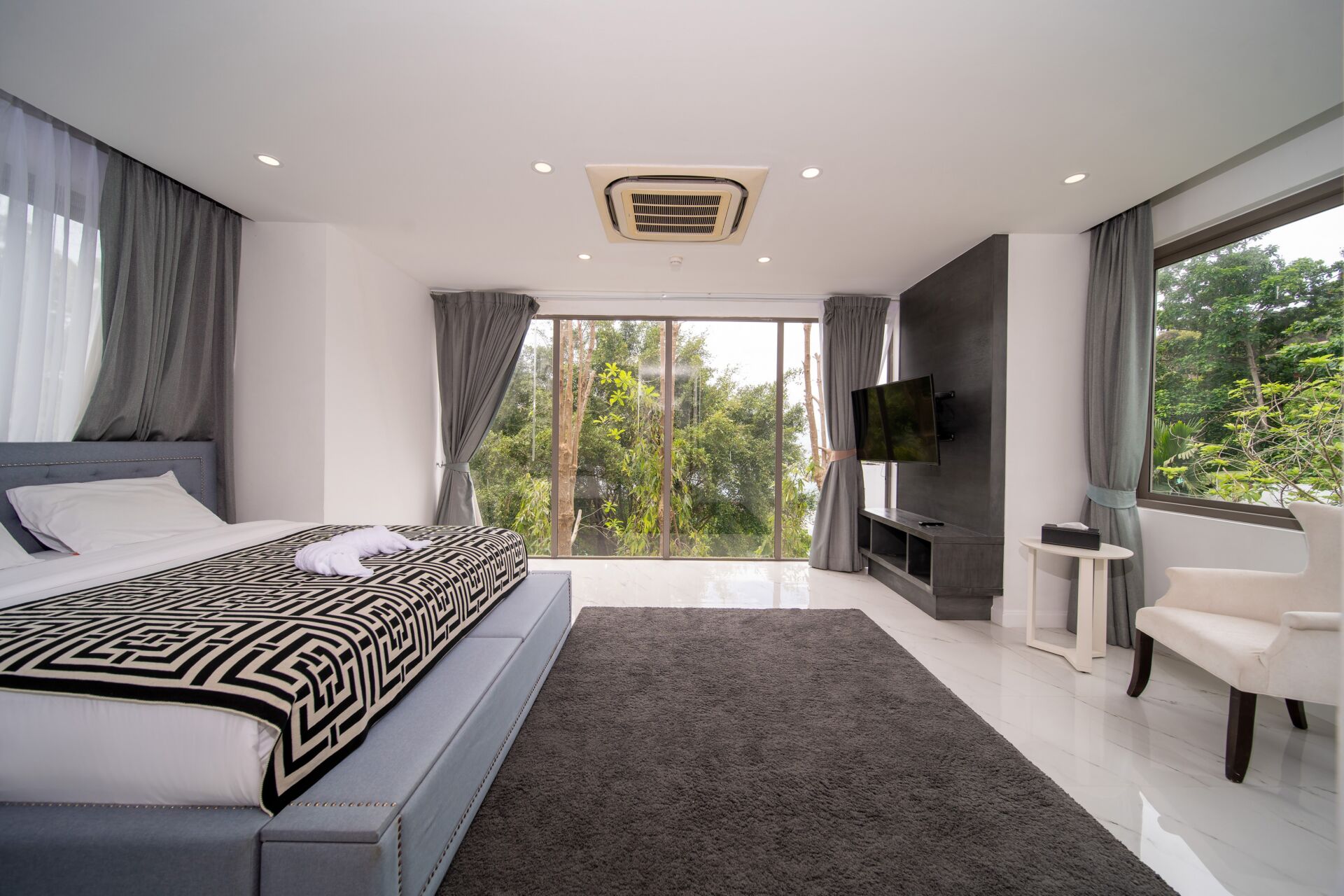 0445 MoonShadow Villa Kamala Phuket for Rent | Luxury 6-Bedroom Sea View Villa | THB 55,000 Per Night
