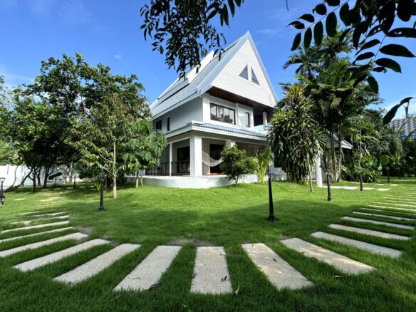 Luxury 4-Bedroom Pool Villa for Rent in Pa Klok, Phuket | Tropical Garden Retreat