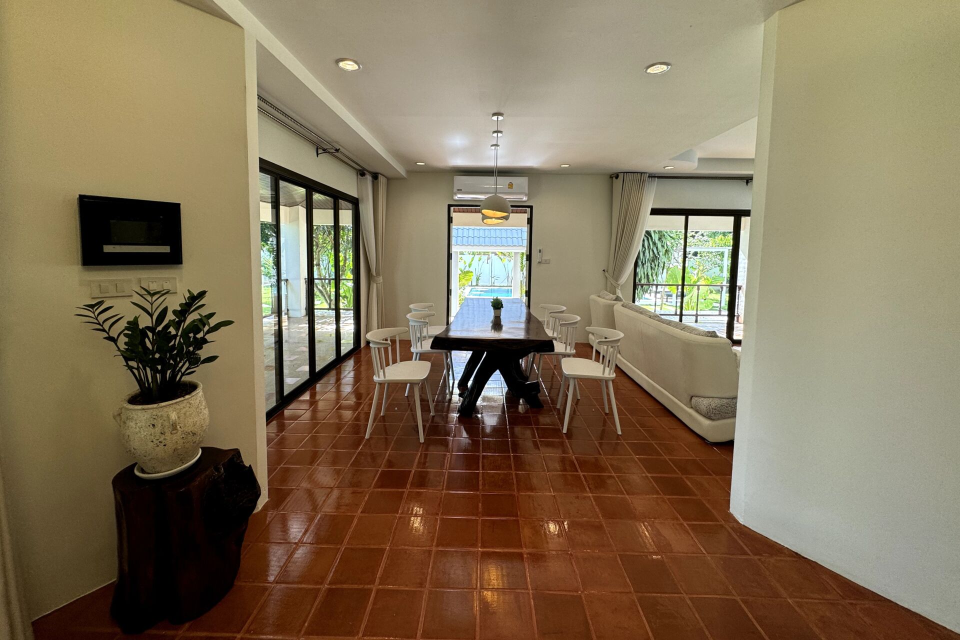 11 Luxury 4-Bedroom Pool Villa for Rent in Pa Klok, Phuket | Tropical Garden Retreat