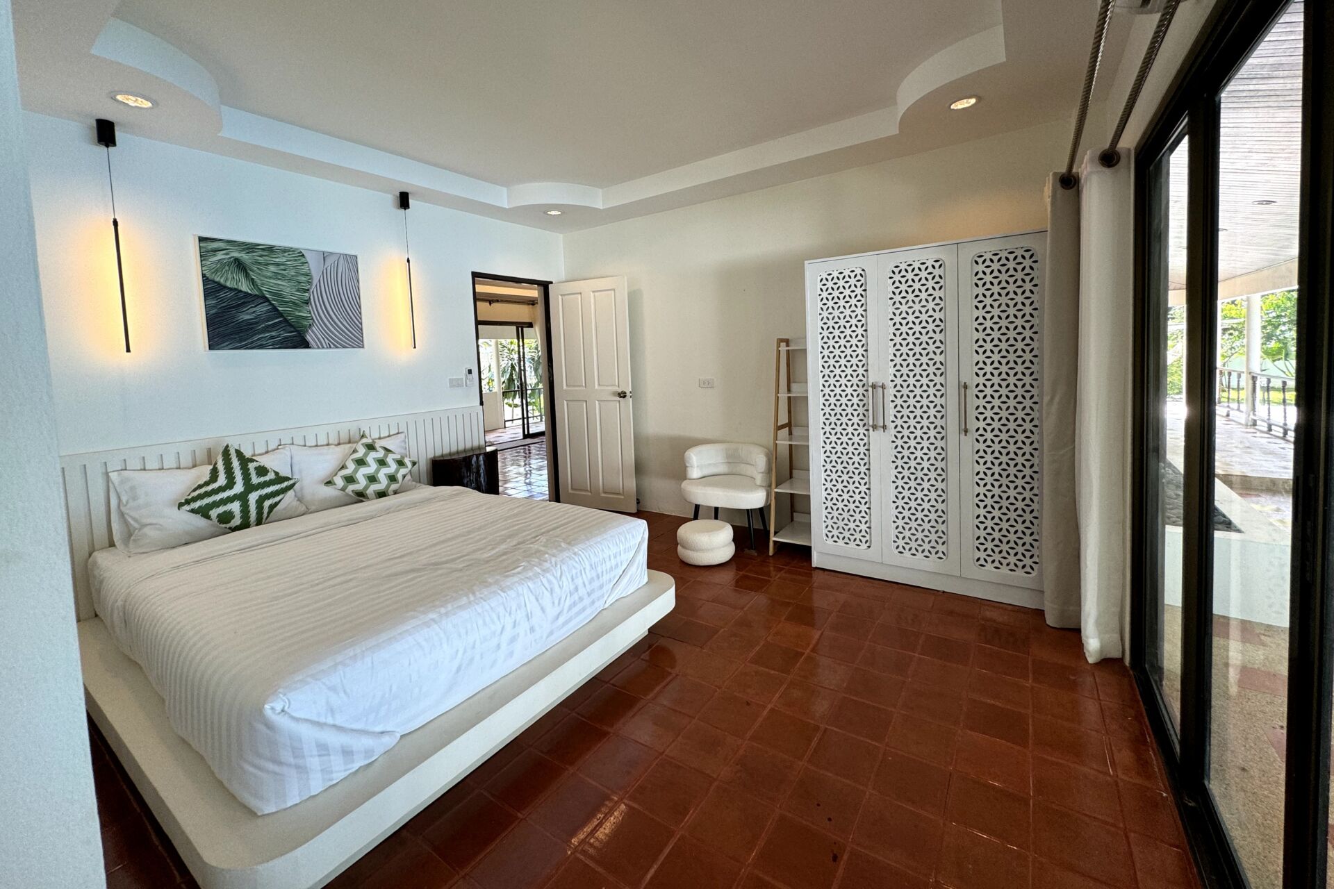 16 Luxury 4-Bedroom Pool Villa for Rent in Pa Klok, Phuket | Tropical Garden Retreat