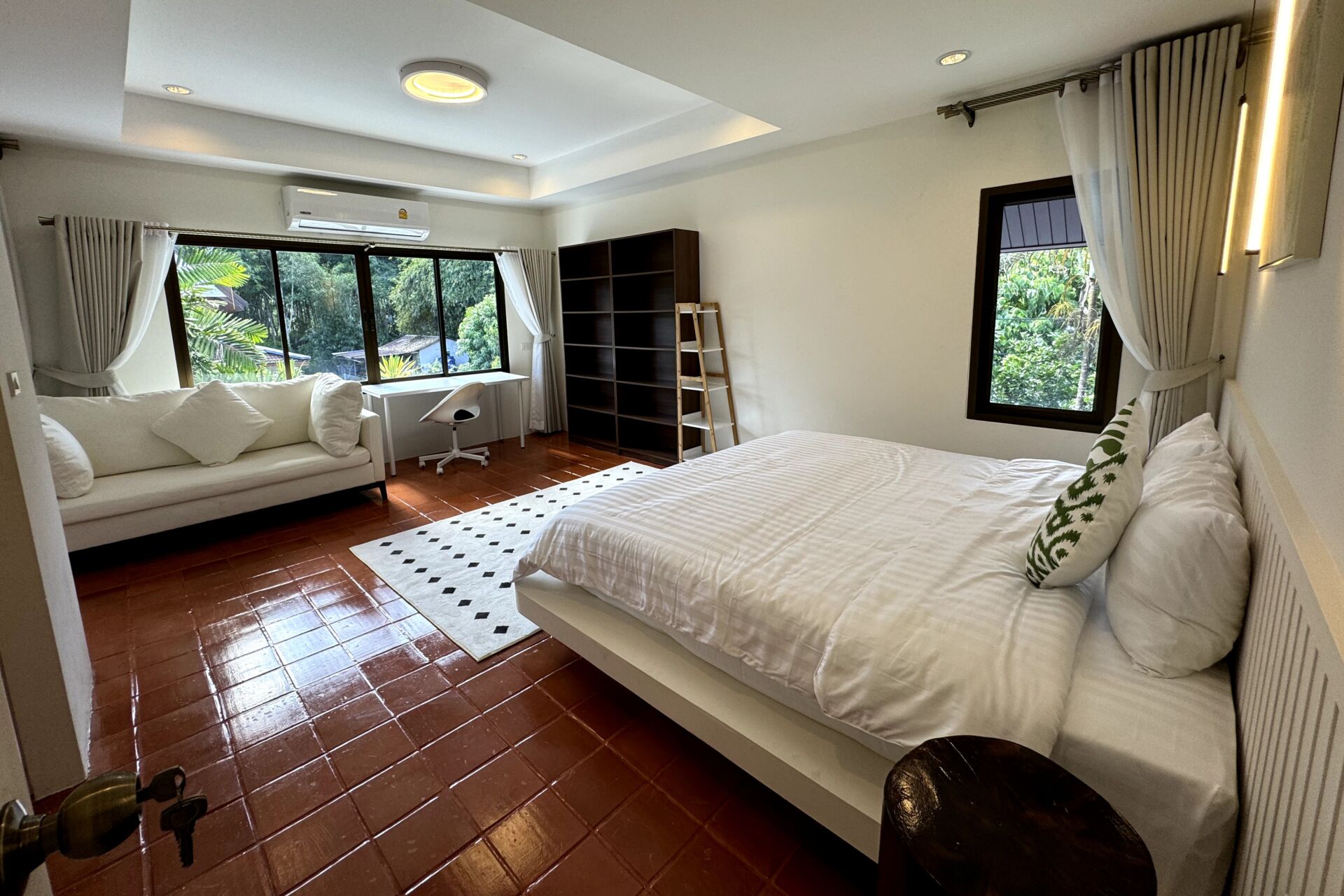 27 Luxury 4-Bedroom Pool Villa for Rent in Pa Klok, Phuket | Tropical Garden Retreat
