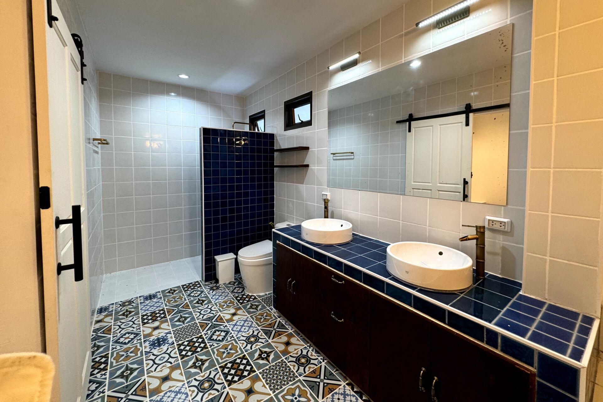 32 Luxury 4-Bedroom Pool Villa for Rent in Pa Klok, Phuket | Tropical Garden Retreat