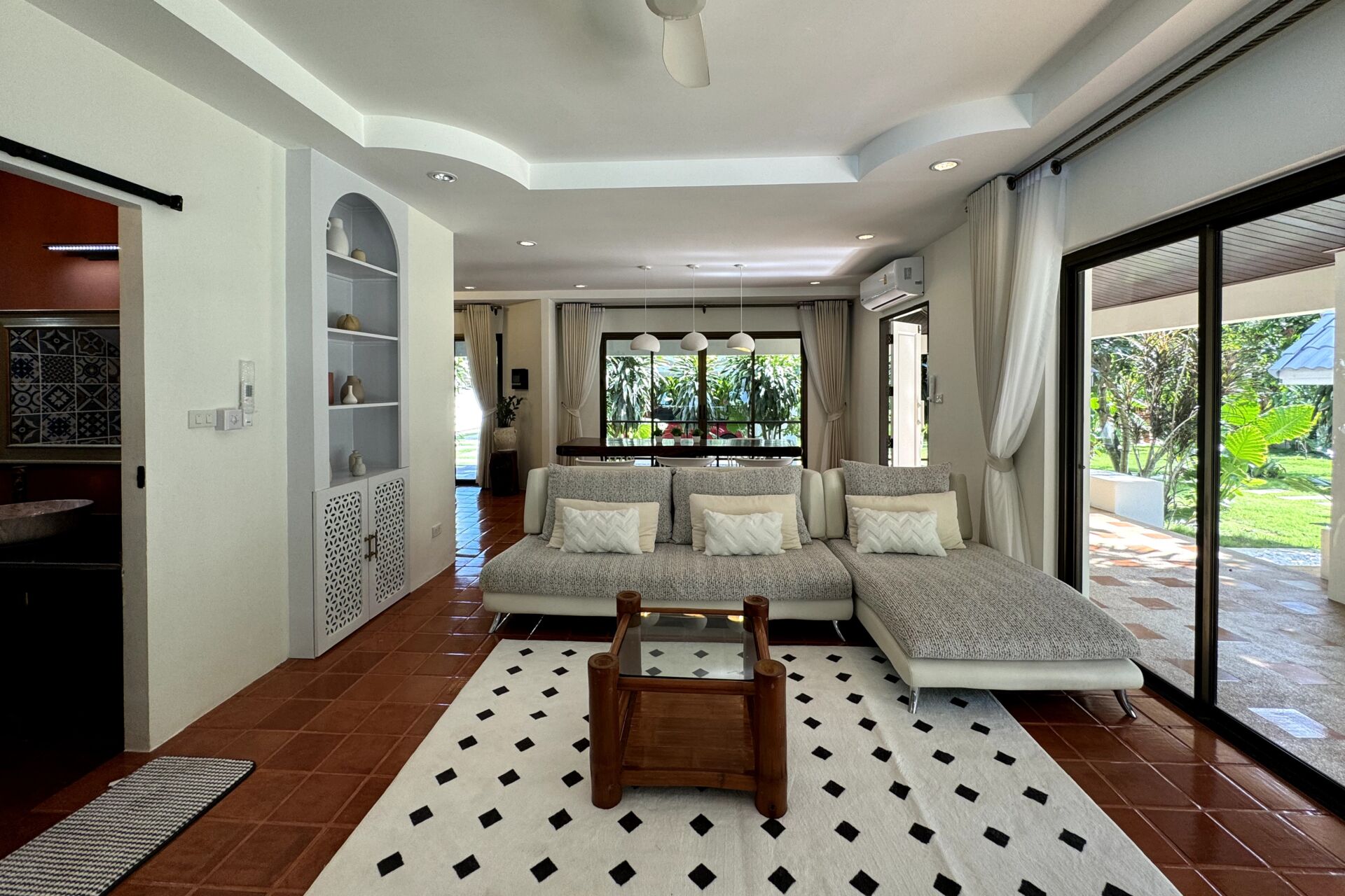 4 Luxury 4-Bedroom Pool Villa for Rent in Pa Klok, Phuket | Tropical Garden Retreat