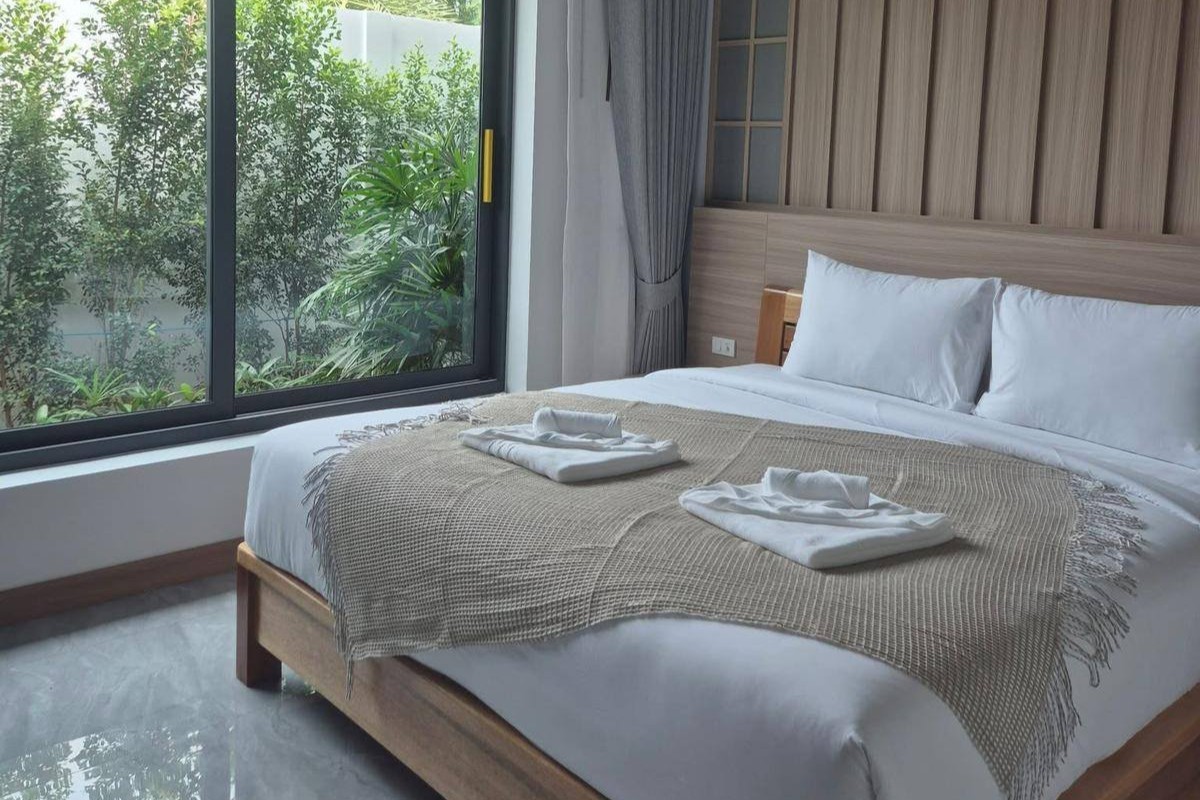 612933750_24989975687349176_2386896184004108782_n Luxury 3-Bedroom Pool Villa for Rent in Nai Harn, Phuket