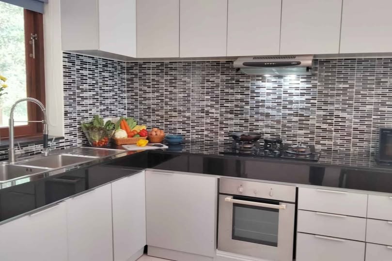 Spacious 3+1 Bedroom Private Pool Villa for Rent in Paklok, Phuket