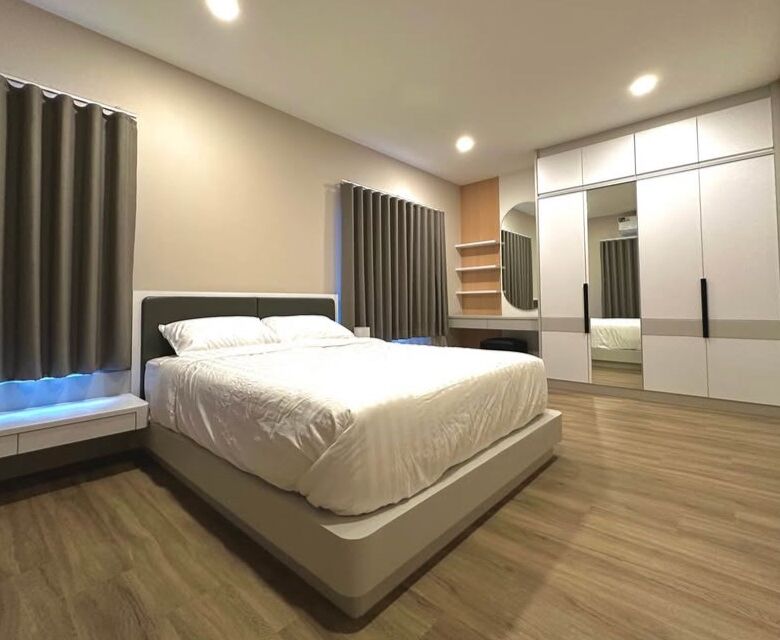 The Plant Thalang–Thepkrasattri | 4-Bedroom House for Rent in Thalang, Phuket