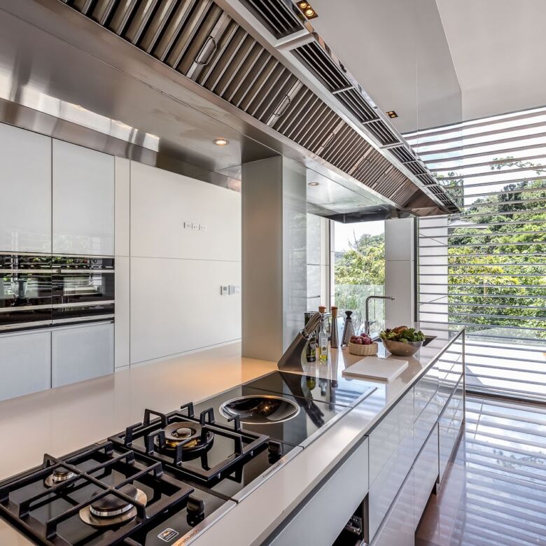 Cliff Top Residence for Rent in Cape Panwa, Phuket | Ultra-Luxury 6-Bedroom Oceanfront Villa