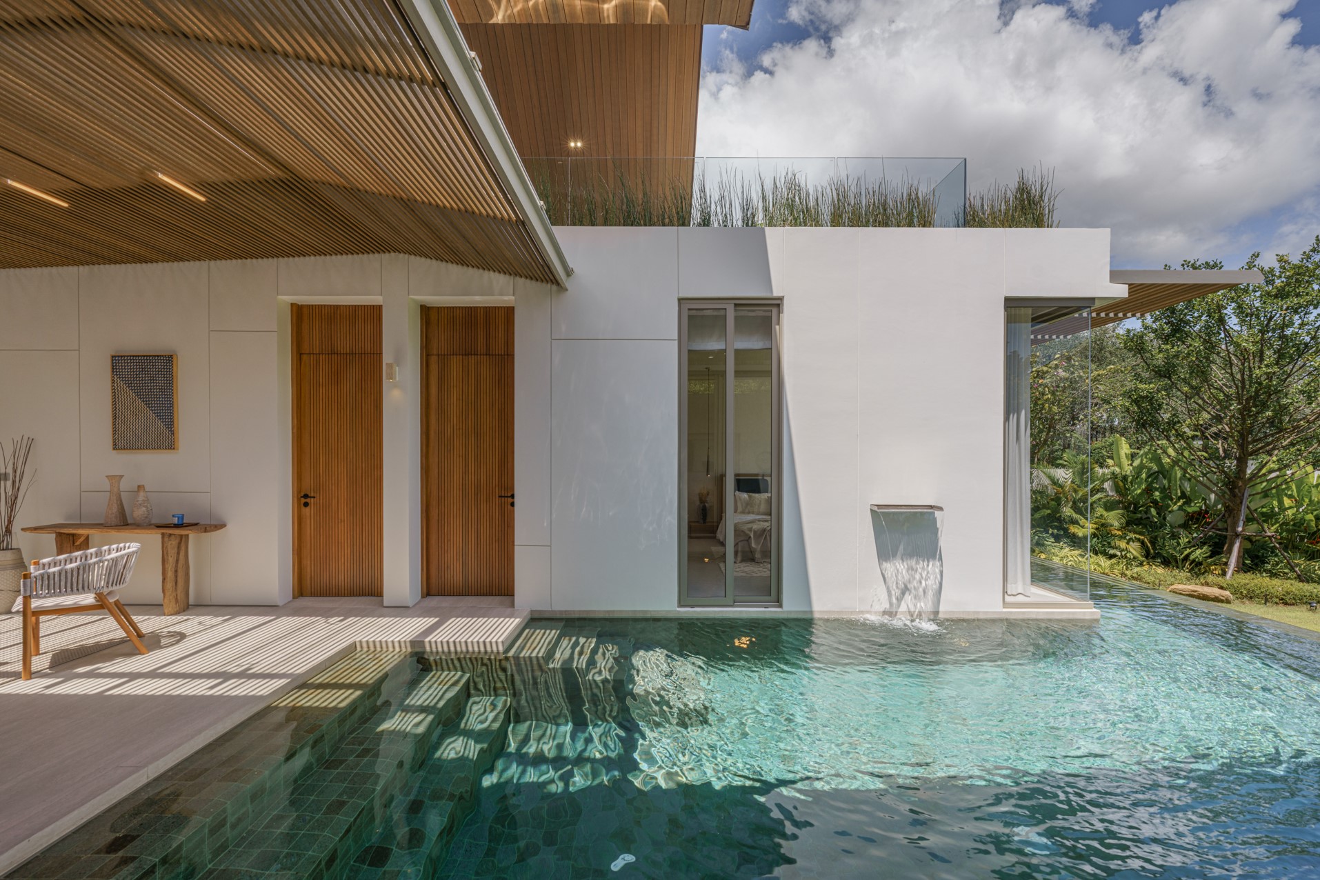 01-06 Mountain Sanctuary – Luxury 3-Bedroom Pool Villa in Pasak, Phuket