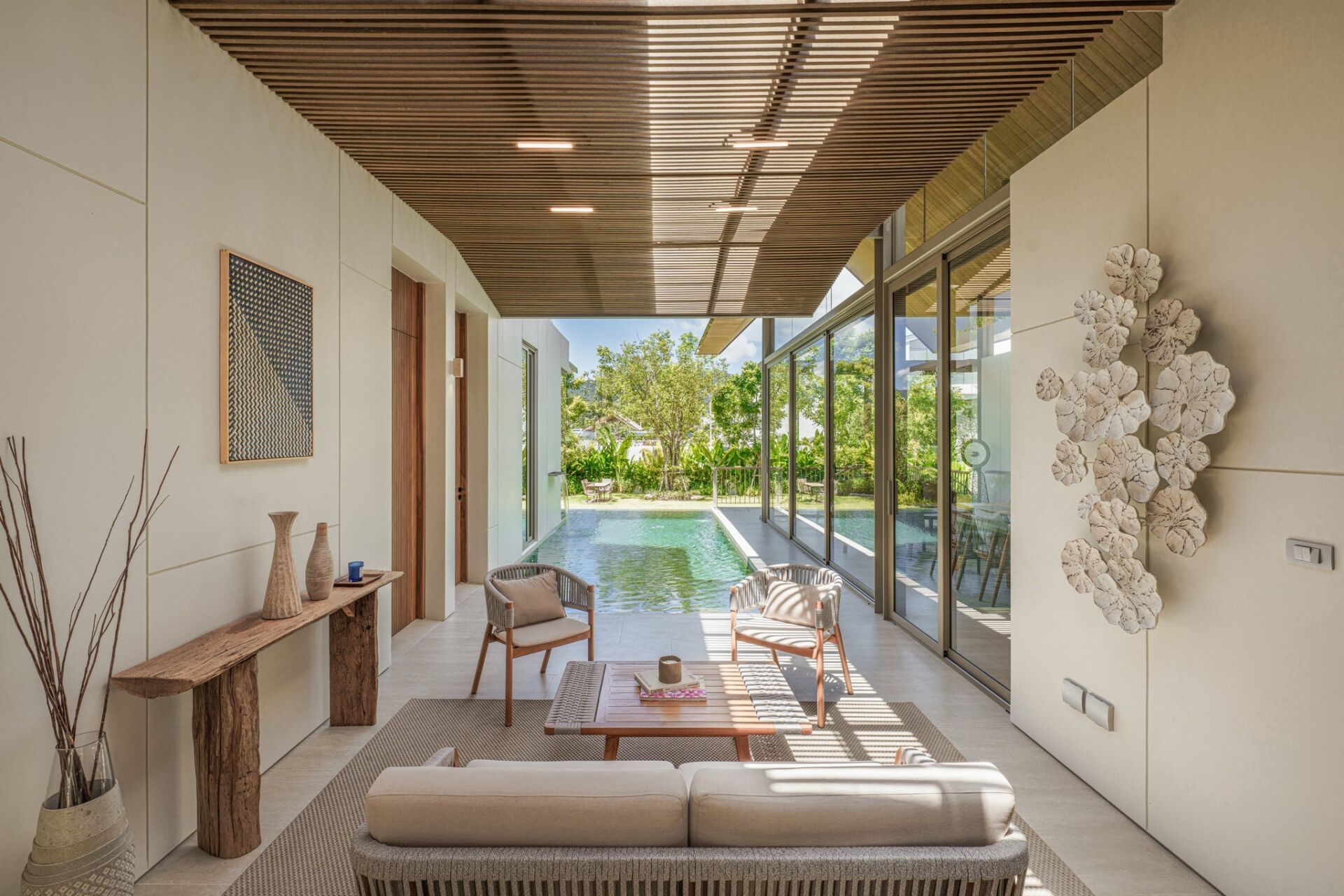 01-20 Mountain Sanctuary – Luxury 3-Bedroom Pool Villa in Pasak, Phuket