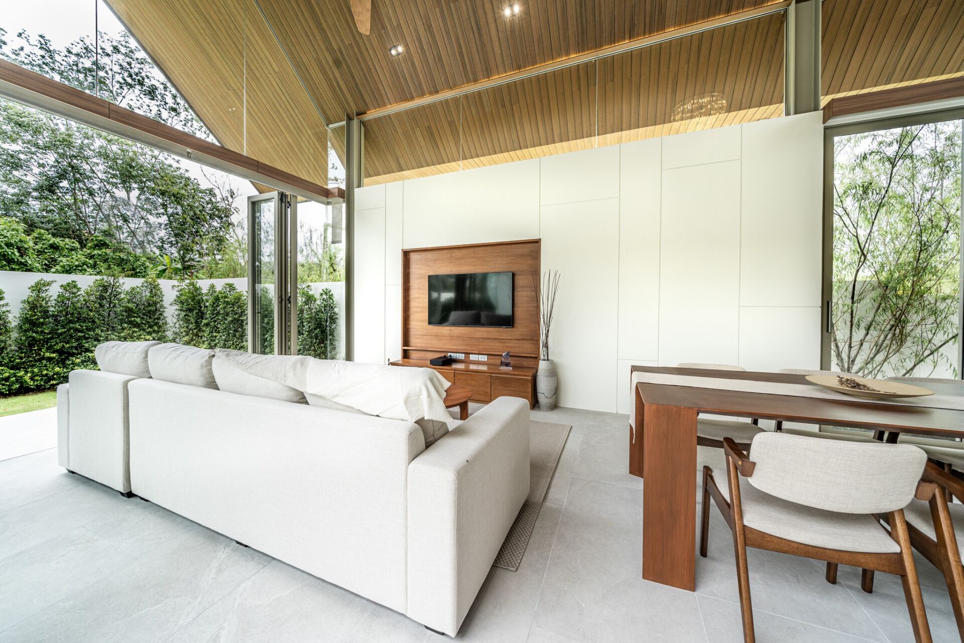 The Urban Retreat – Luxury 3-Bedroom Private Pool Villa for Sale in Bang Tao, Phuket