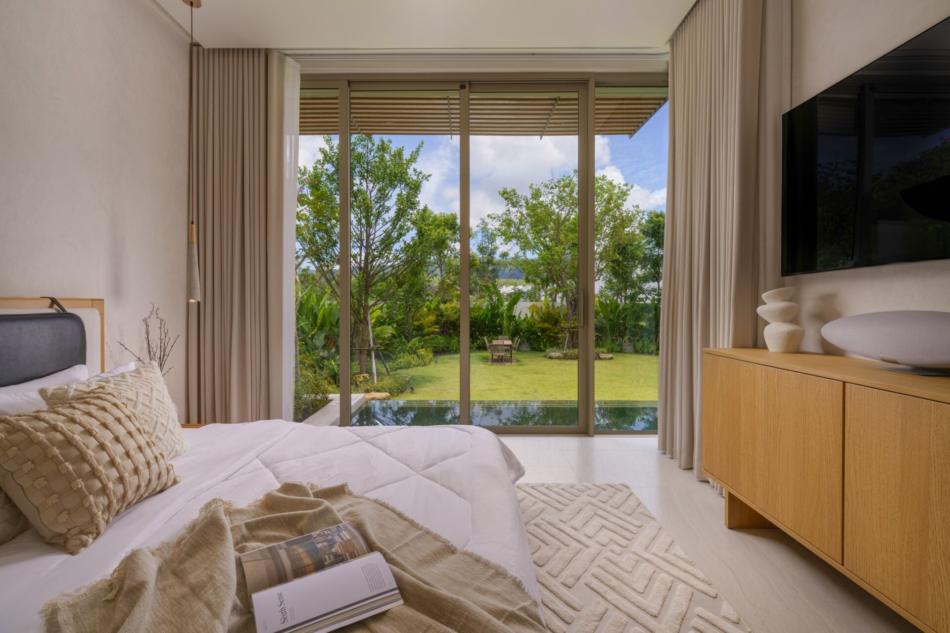 02-01 Mountain Sanctuary – Luxury 3-Bedroom Pool Villa in Pasak, Phuket