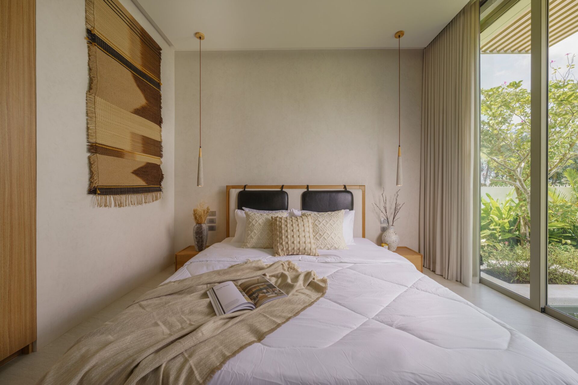 02-03 Mountain Sanctuary – Luxury 3-Bedroom Pool Villa in Pasak, Phuket
