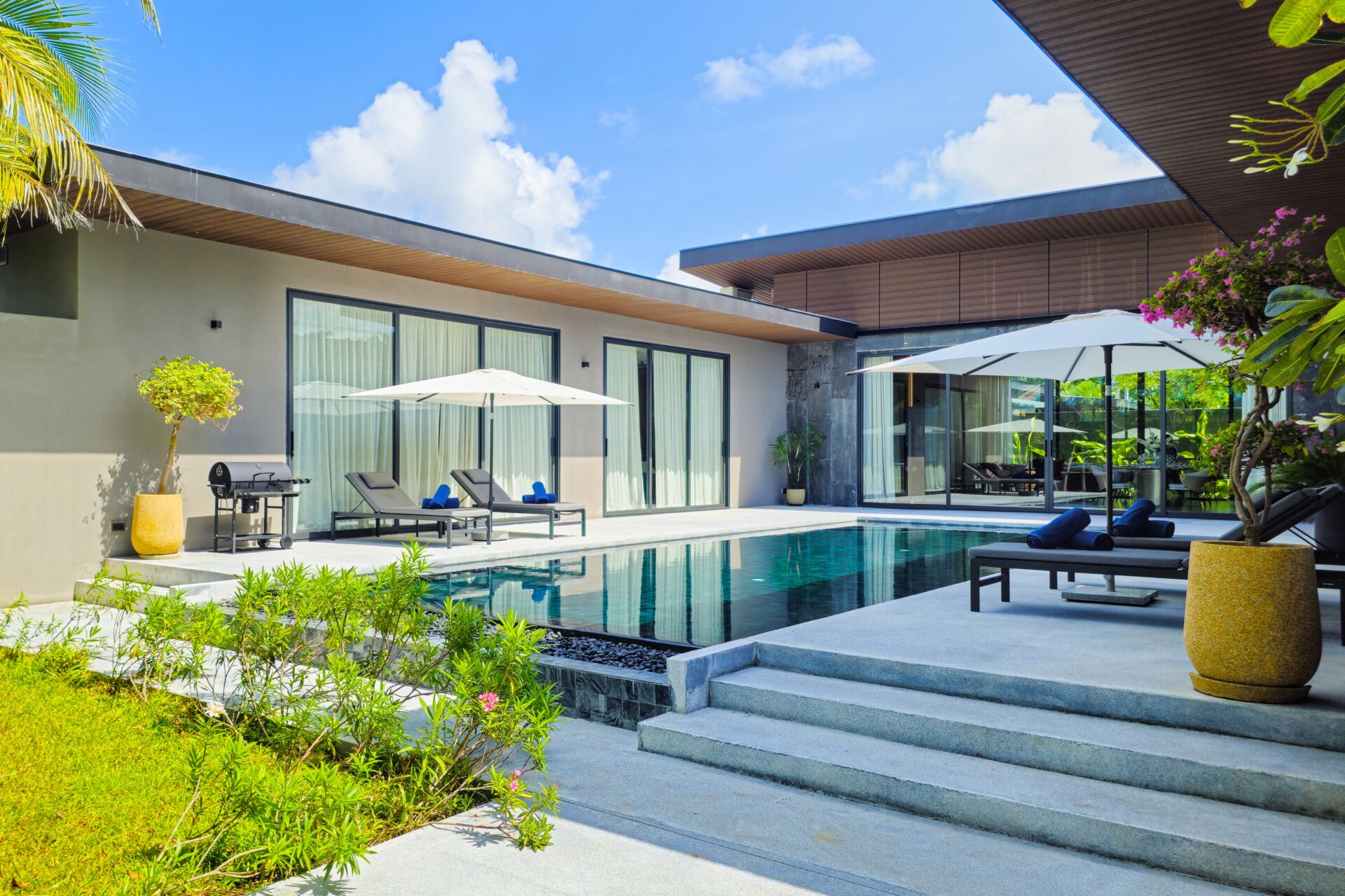 20260719_102535 Sea Central Villa – Luxury 4-Bedroom Private Pool Villa for Rent in Phuket