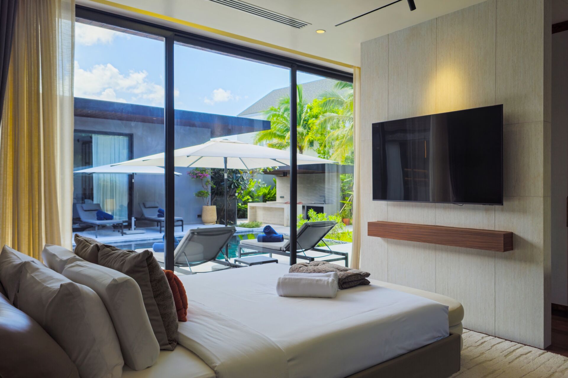 20260719_103926 Sea Central Villa – Luxury 4-Bedroom Private Pool Villa for Rent in Phuket