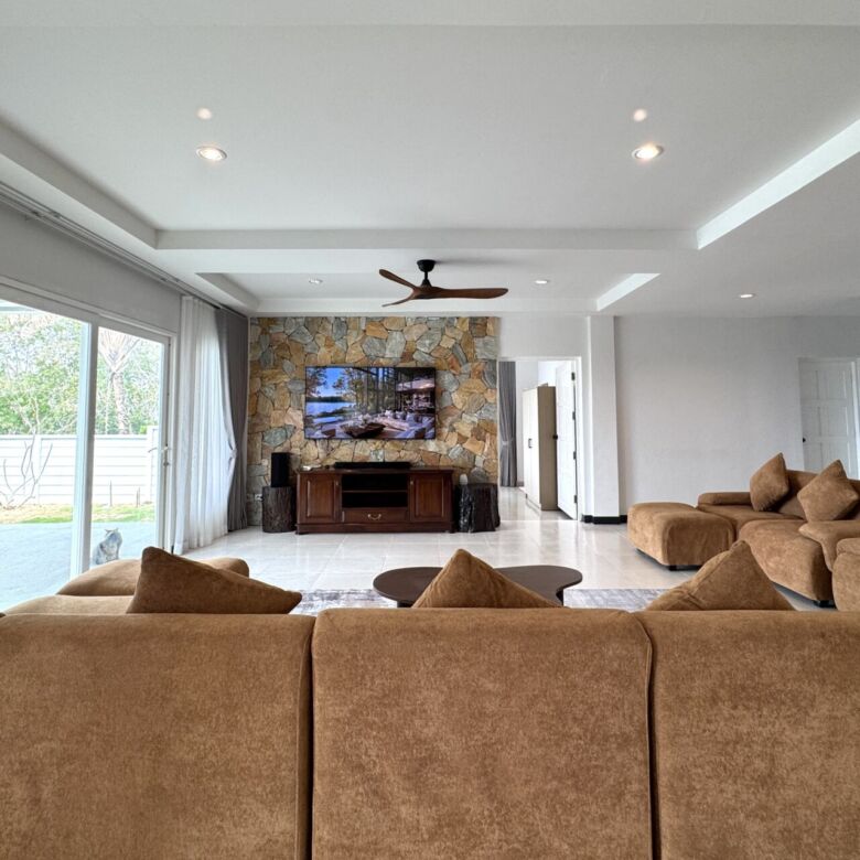 Panoramic Sunset View Pool Villa for Rent in Mai Khao, Phuket