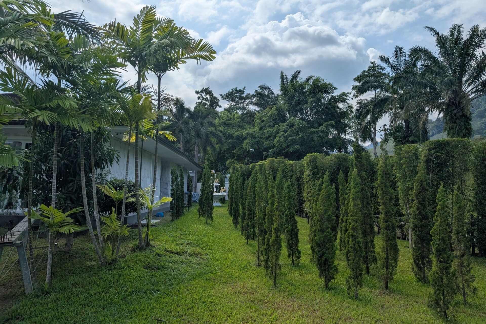 Luxury Villa for Sale in Kathu, Phuket – Golf Course Location with Lake and Mountain Views