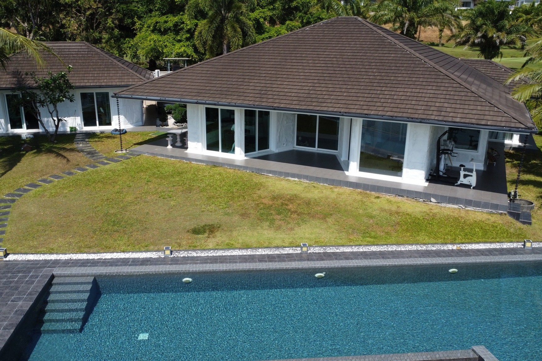 Luxury Villa for Sale in Kathu, Phuket – Golf Course Location with Lake and Mountain Views