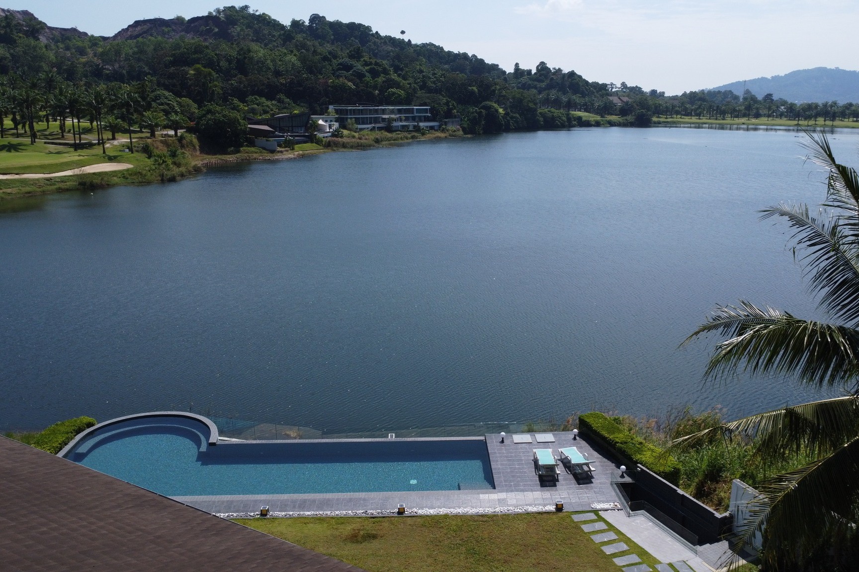 Luxury Villa for Sale in Kathu, Phuket – Golf Course Location with Lake and Mountain Views
