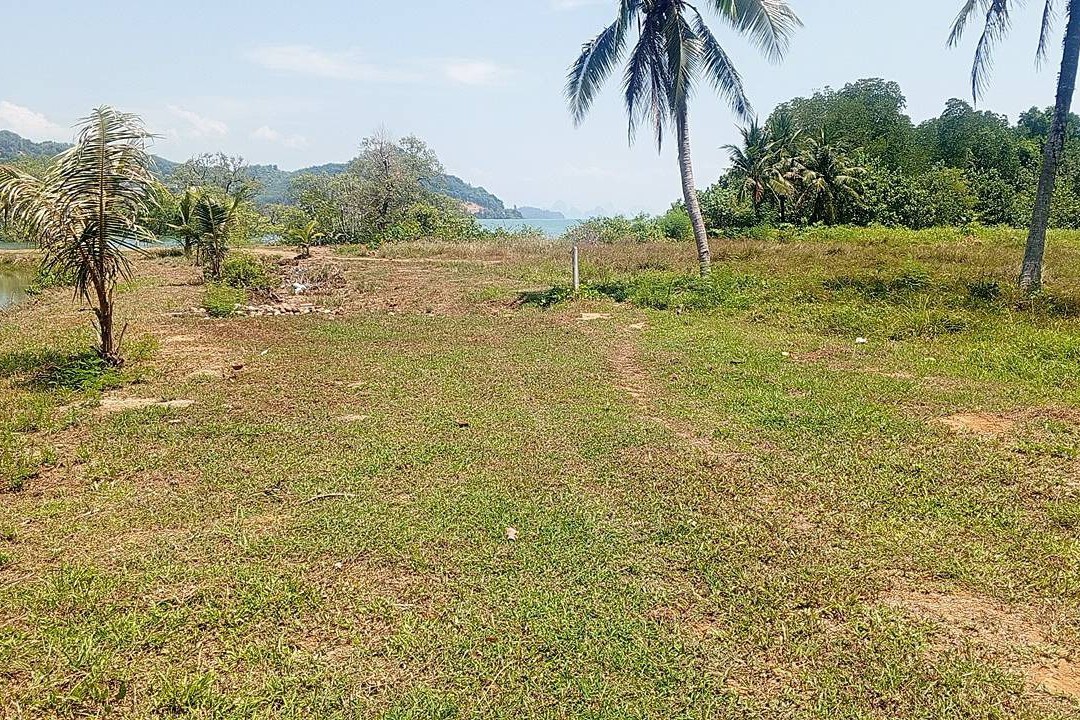 Beachfront Land for Sale in Por Bay, Phuket – 10 Rai with 33m Beachfront