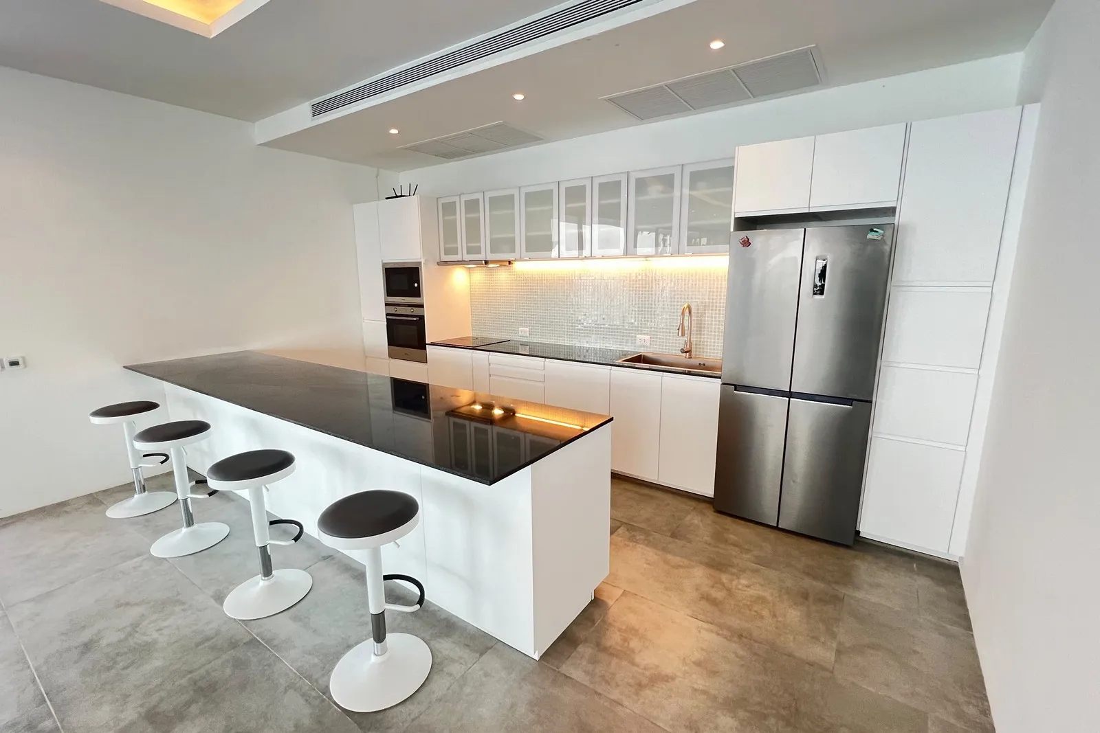 Luxury Oceanfront Villa for Sale in Kata, Phuket – THB 289 Million