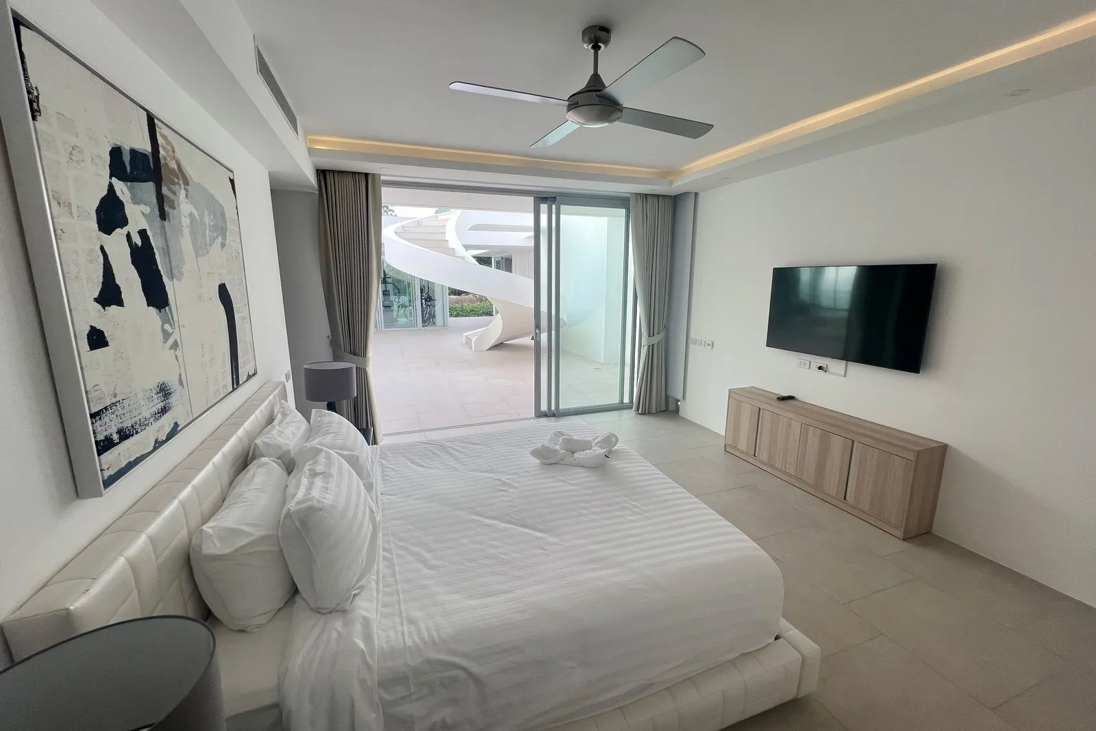 Luxury Oceanfront Villa for Sale in Kata, Phuket – THB 289 Million
