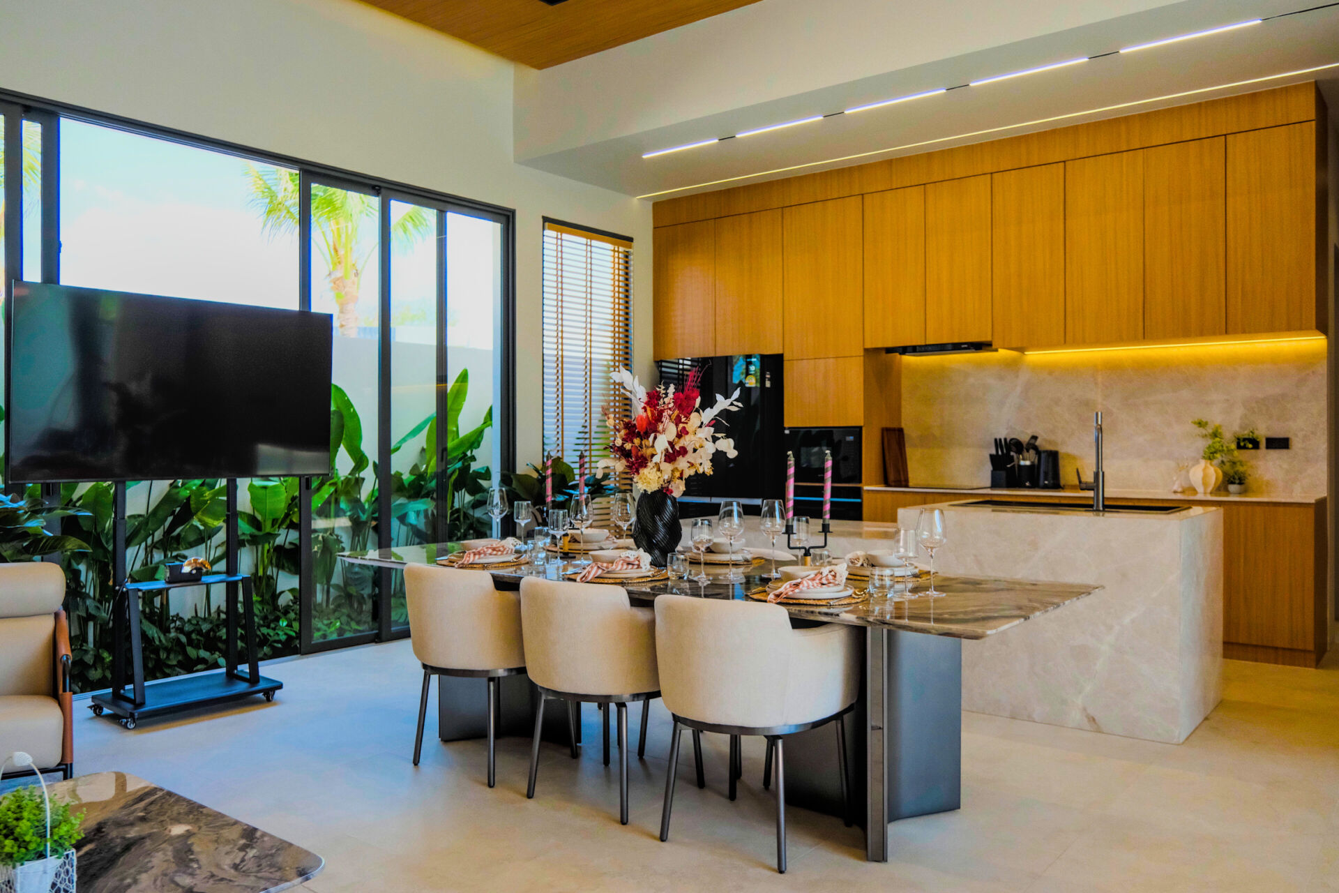 Spacious 3-Bedroom Luxury Villa for Rent In Chalong